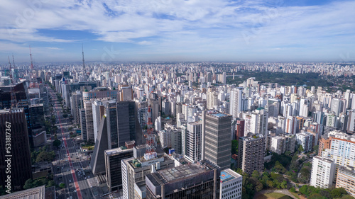 Aerial view of Av. Paulista in São Paulo, SP. Main avenue of the capital. With many radio antennas, commercial and residential buildings. Aerial view of the great city of São Paulo. © Pedro