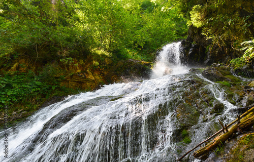 Fototapeta Naklejka Na Ścianę i Meble -  Teufelsbach Wasserfall in Silbertal, Bezirk Bludenz in Vorarlberg (Österreich)