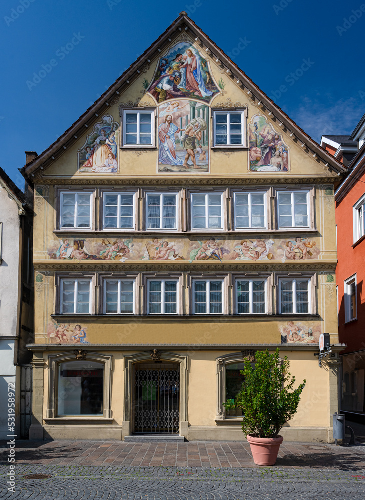 Fototapeta premium Facade of the Mohrenapotheke (Pharmacy) at the market square in Schwäbisch Gmünd. Baden-Wuerttemberg, Germany, Europe