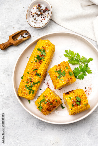 Sweet corn grill with paprika salt and parsley