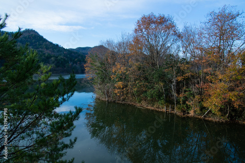 Obraz na płótnie 千丈寺湖(兵庫県)の夜明け w salonie