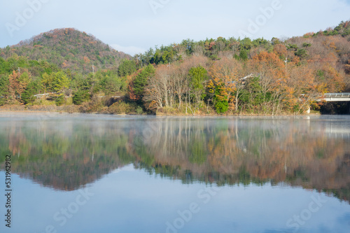 Obraz na płótnie 千丈寺湖(兵庫県)の夜明け w salonie