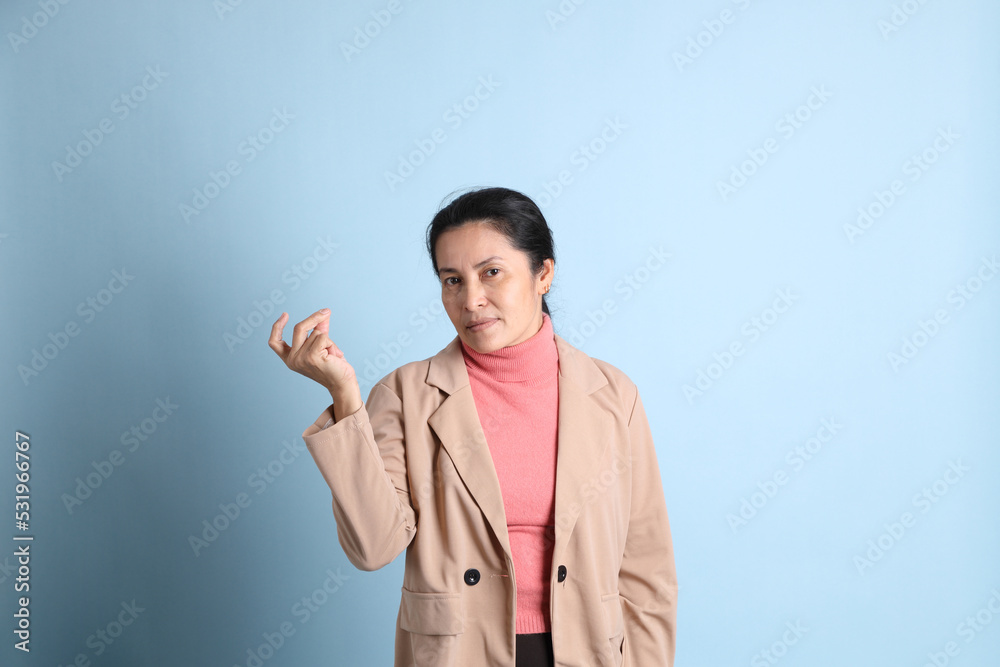 Woman in Pink Woman in Pink