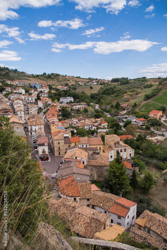 Il borgo medioevale di Roccascalegna