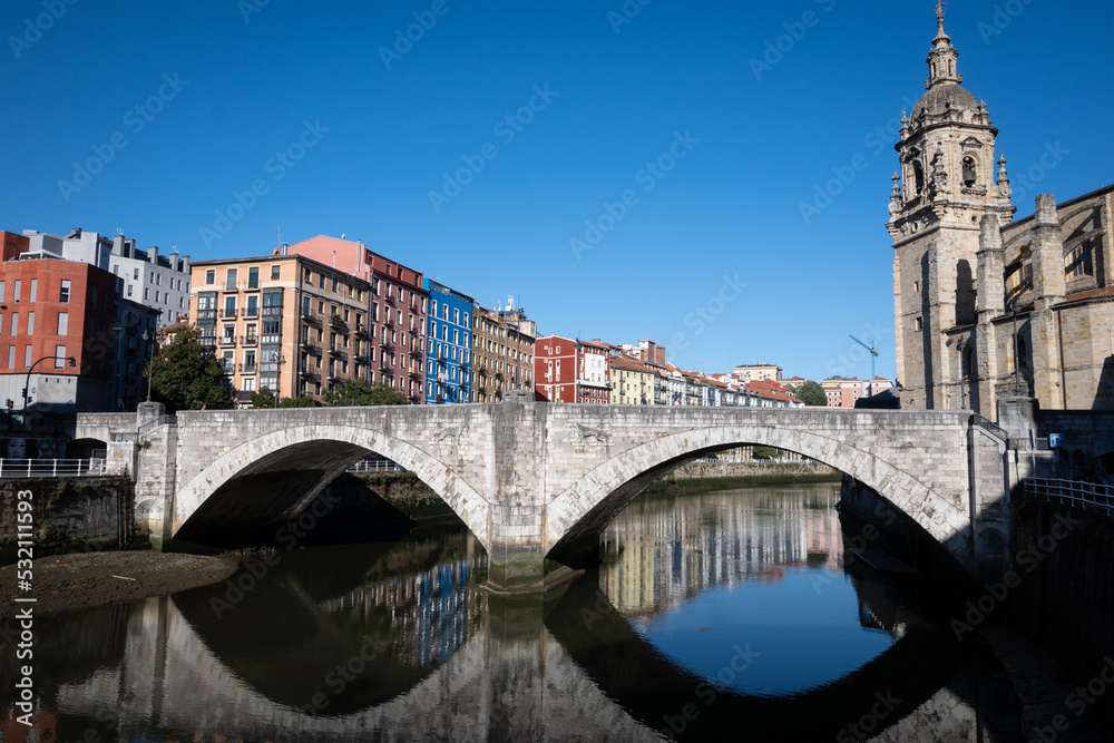  The Church and bridge of San Antón is a Catholic church in the Old Town neighbourhood of Bilbao called la vieja, Spain