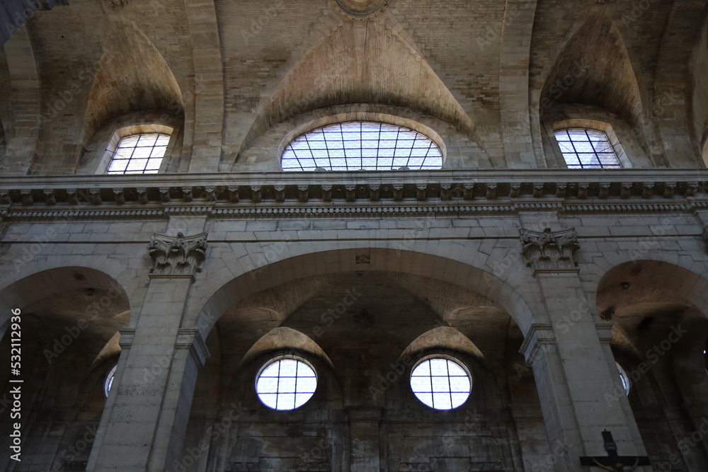 Eglise collégiale Notre Dame, de style baroque, construite au 17eme siècle, ville de Vitry le François, département de la Marne, France