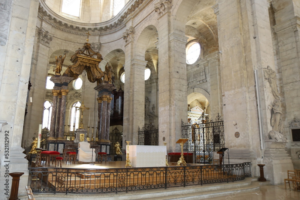 Eglise collégiale Notre Dame, de style baroque, construite au 17eme siècle, ville de Vitry le François, département de la Marne, France