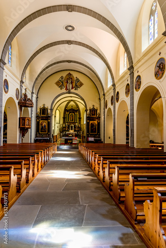   glise Saint-Th  odule de la Cit   m  di  vale de Gruy  res en Suisse