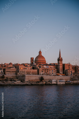 Valletta o zachodzie