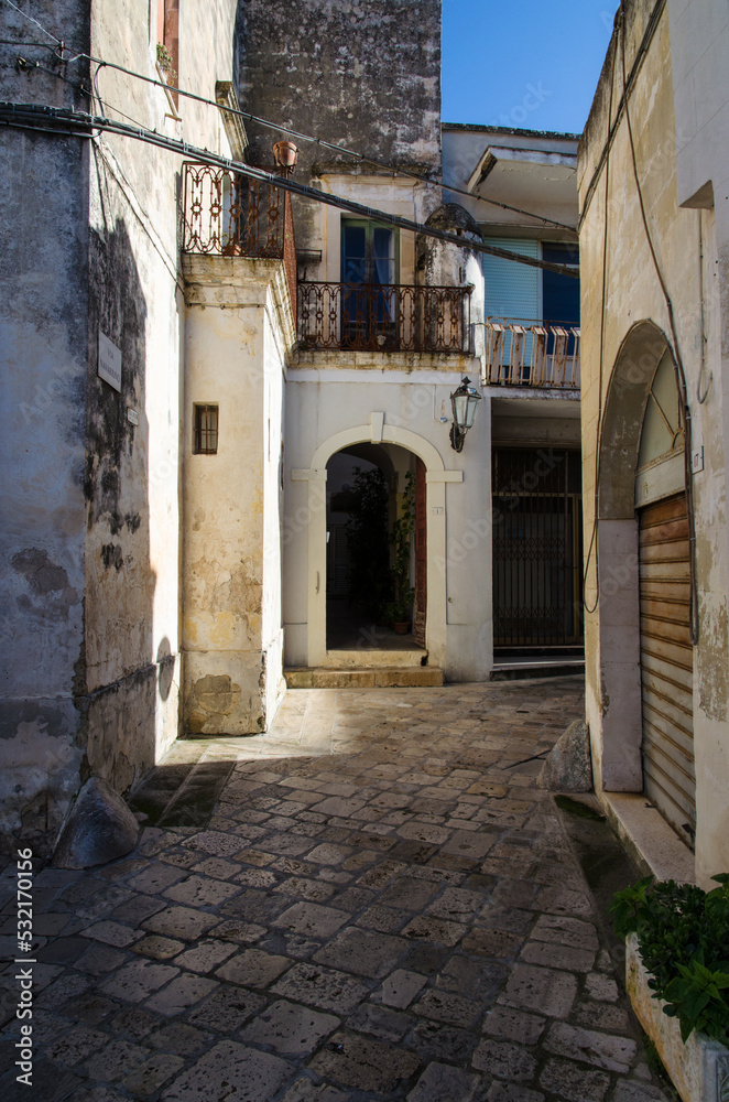 Un tipico vicolo di Corigliano d'Otranto, borgo del Salento in Puglia