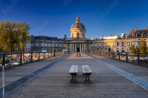 Pont des Arts bridge over the Seine river in Paris at sunrise. France © Patryk Kosmider