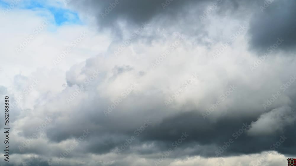 Dark storm clouds background. Dramatic dark cloudy sky over the sea, natural background photo
Dark storm clouds background. Dramatic dark cloudy sky over the sea, natural background photo