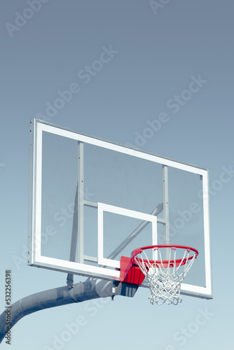 basketball hoop against sky © Jacob