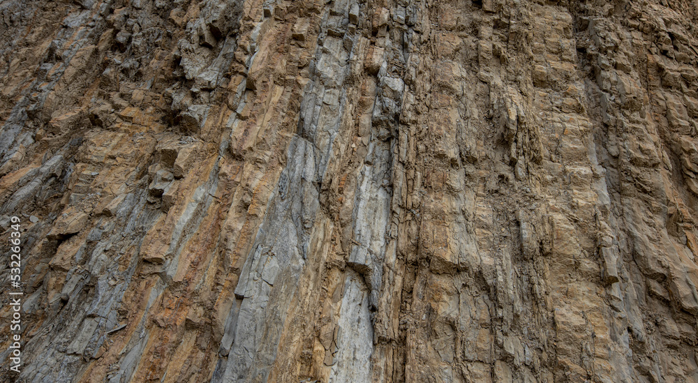 Vertical strata formation