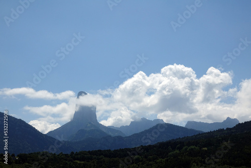 Mont Aiguille photo