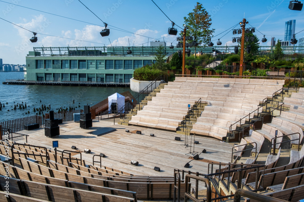 Naklejka premium Amphitheatre at the Little Island at Pier 55 along the Hudson River in New York City, NY, USA. September 1, 2021
