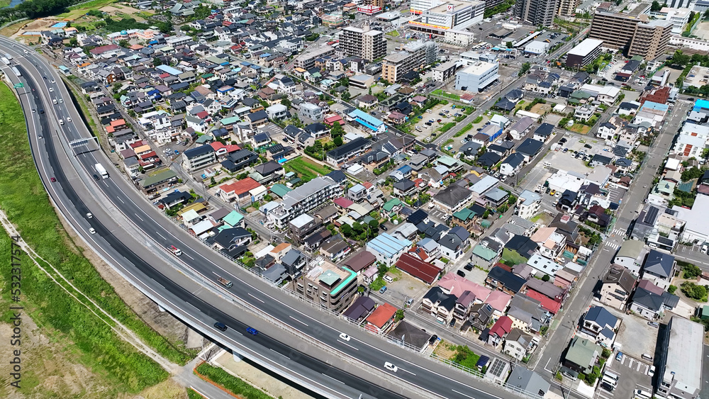 Naklejka premium 住宅地と道路 空撮