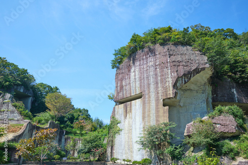 大谷資料館、岩山