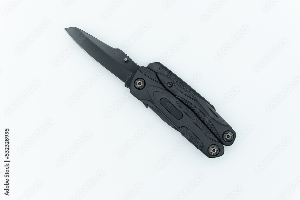 Survival multi-tool that can use various tools at once Survival multi-tool that can use various tools at once