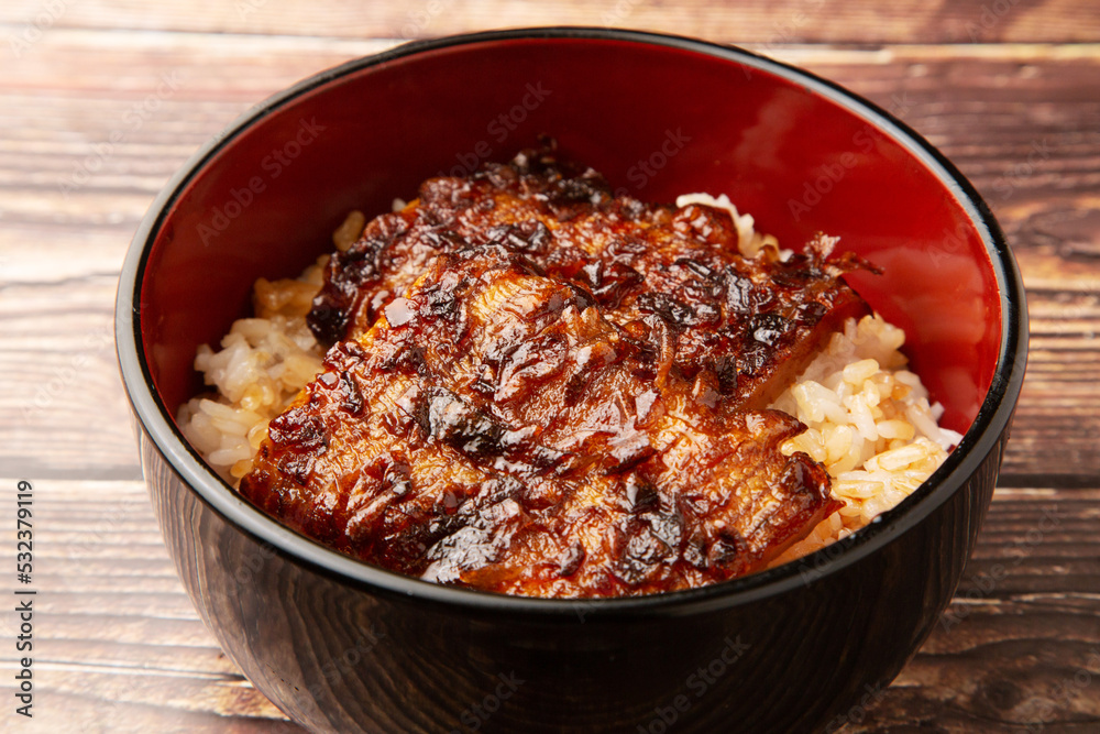 竹輪の蒲焼き丼 竹輪の蒲焼き丼