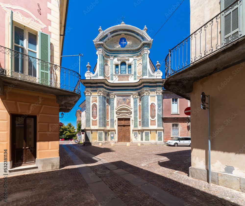 Obraz premium Cuneo, Piedmont, Italy - August 06, 2022: Church of Santa Croce of the Confraternity of the Holy Cross in via Santa Croce