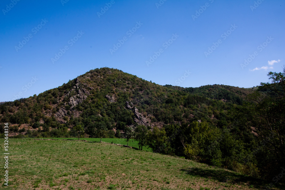 Vue de la vallée de l'allier prés de villeneuve d'allier