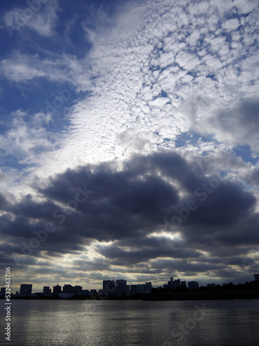 巨大雲