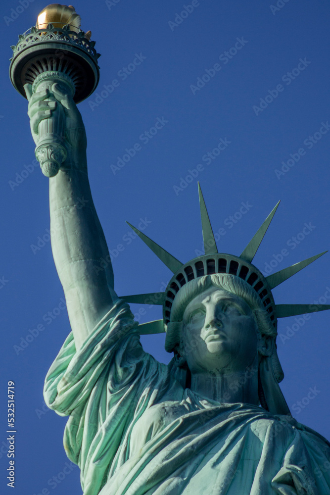 Fototapeta premium statue of liberty, new york city, united states of america, tourism, visit, usa, nyc, torch, sky, landmark, monument, independence, liberty island, statue, freedom, america, new, city, york, island, t