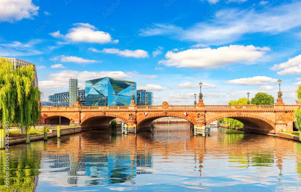 Moltke Bridge over the Spree River in the downtown of Berlin, Germany Moltke Bridge over the Spree River in the downtown of Berlin, Germany