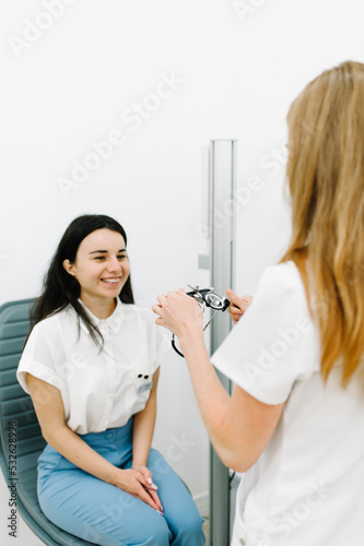 Wallpaper Mural In ophthalmological clinic Torontodigital.ca