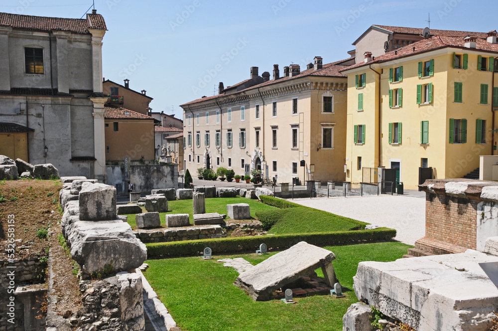 Brescia, le rovine della città Romana e piazza del Foro
