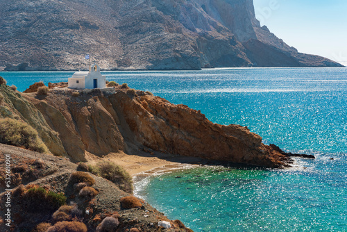 Spiaggia e chiesetta di Agioi Anargyri ad Anafi, arcipelago delle isole Cicladi GR photo