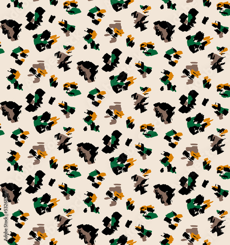 Seamless leopard pattern, animal print. © Ama