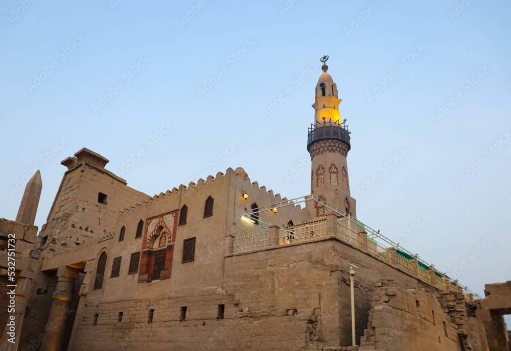 Fototapeta premium The Mosque of Abu Haggag on the temple of Luxor 