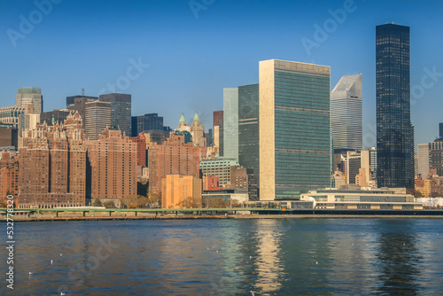Headquarters of the United Nations and midtown Manhattan skyline, New York, USA