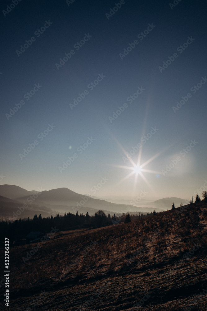 Obraz premium sunset in the mountains