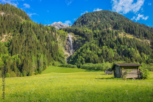 Obraz na płótnie Waterfall in Stubai Valley, Grawa Wasserfall, North Tyrol, Austria w salonie