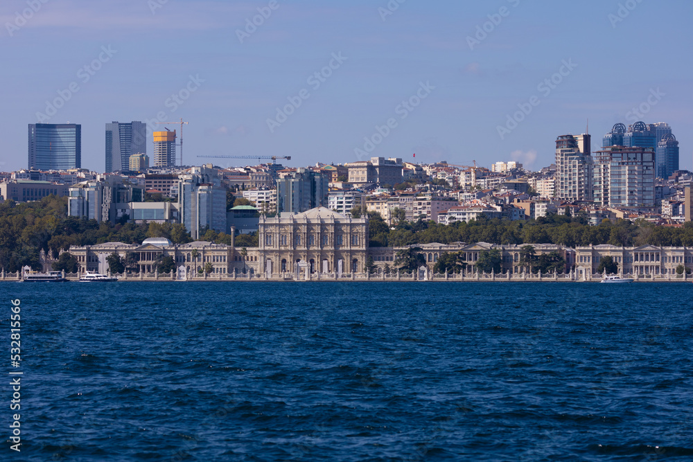 Fototapeta premium silhouette Istanbul city buildings from water Bosphorus or Golden Horn, public places.