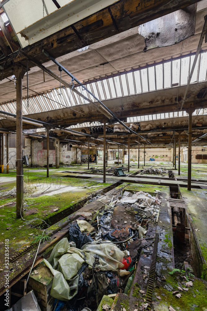 Abandonned asbestos factory