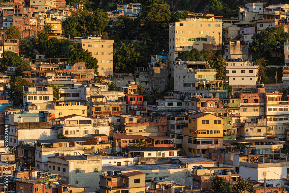 Bella Vista de comunidad Vidigal de mañana - Rio de Janeiro, Brasil