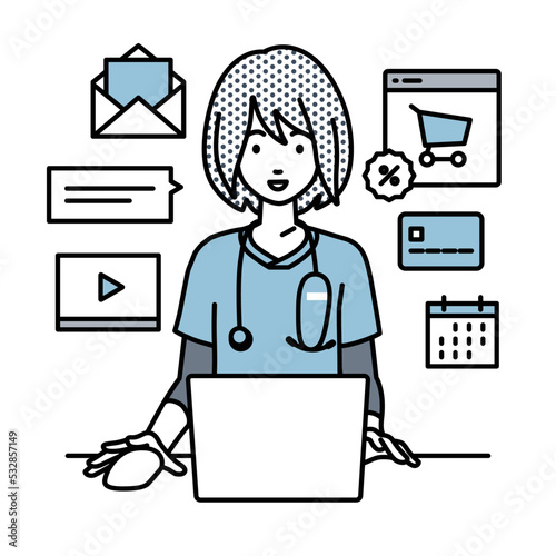 デスクで座ってPCでネットショップやマーケティングの仕事をしている看護師の女性