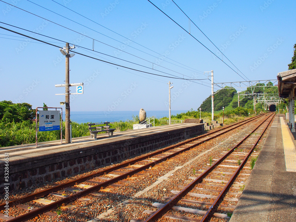 海の見える駅, 無人駅, 和深駅,