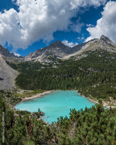 "Lago di Sorapis" general view