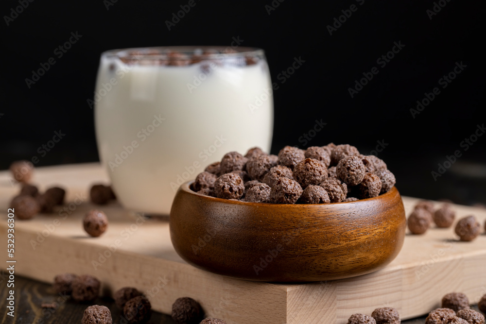 chocolate balls are used as a dry breakfast with the addition of milk or yogurt chocolate balls are used as a dry breakfast with the addition of milk or yogurt