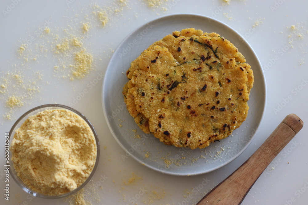 Makki ki roti or Maize roti. An Indian flat unleavened bread made from ...