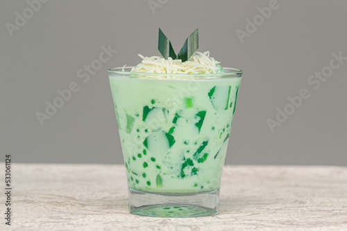 Buko pandan, Buko pandan is a dessert from the Philippines. it tastes fresh, sweet, savory and has the aroma of pandan leaves. made from young coconut, pandanus, pearl sago and other ingredients 
