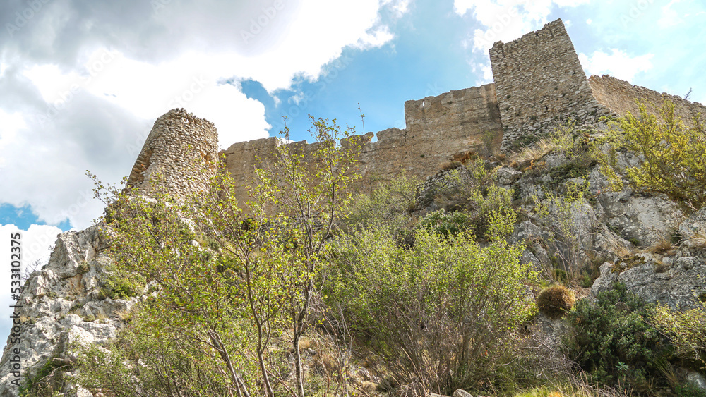 Castillo de Aljofra El castillo de Alfofra es un castillo del siglo XIII que se alza en el término municipal de Confrides, en la comarca de la Marina Baja, España.