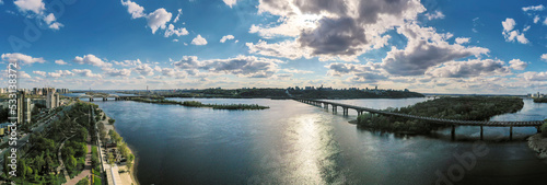 Fényképezés Dnieper River in Kiev