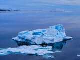 iceberg at the north pole
