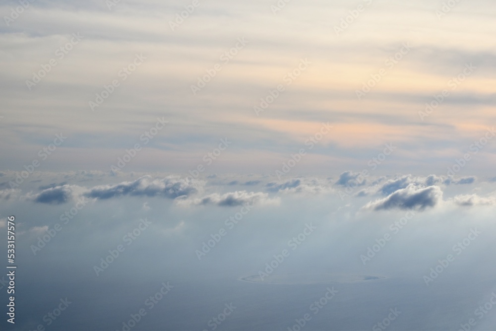 飛行機から見た夕焼雲